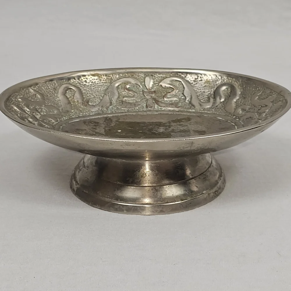 Vintage Croscill Canterbury 51 Silver Footed Soap Dish | Ornate Embossed Border